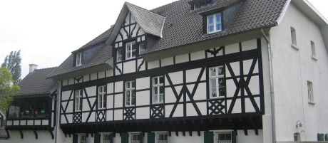 Sie suchen Immobilien in Steinbüchel? Bei uns finden Sie Häuser oder Eigentumswohnungen aus allen 13 Leverkusener Stadtteilen.